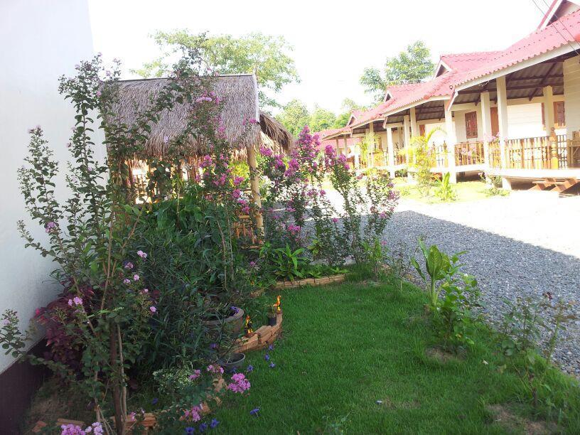 Smile Resort Mae Rim Exterior foto